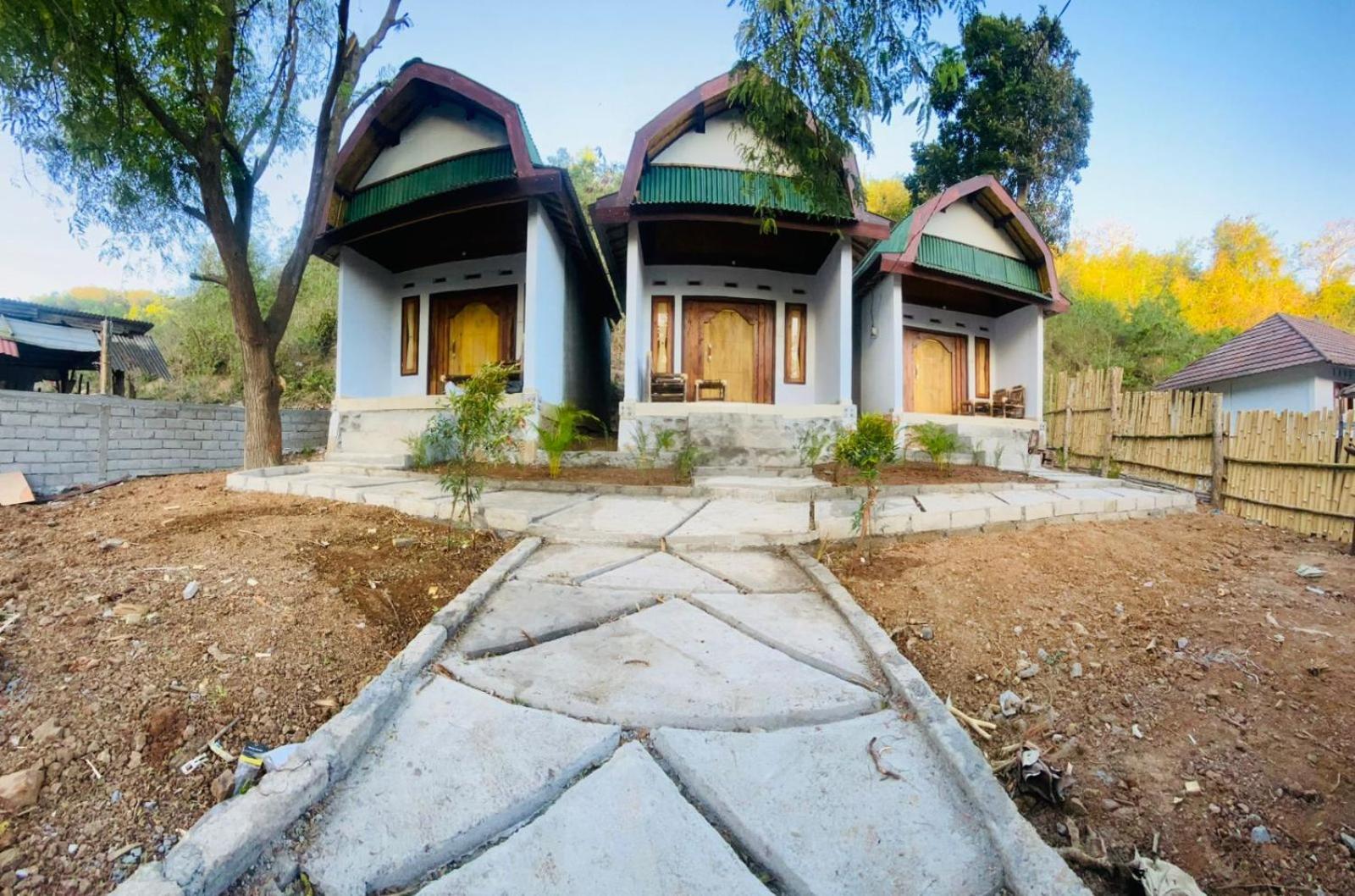 Diki Bungalows Kuta  Exterior foto